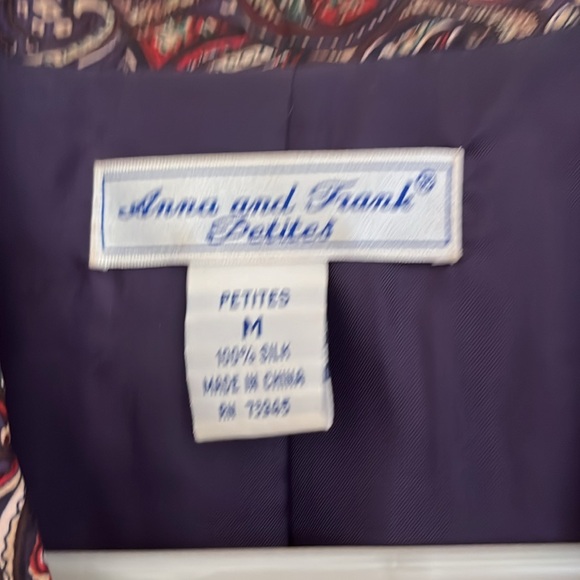 Silk blazer. 3 buttons. Lined M - Picture 2 of 8